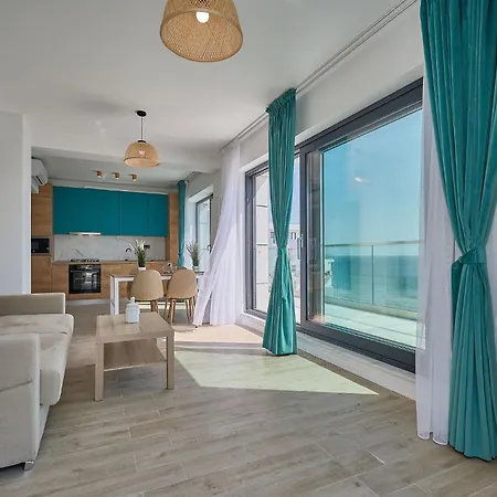 Seagull In Infinity - Parking *