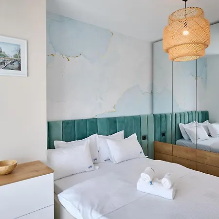 Seagull In Infinity - Parking * 마마이아